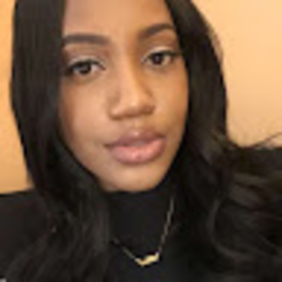 Meet your Posher, Tianna - Picture 1 of 1